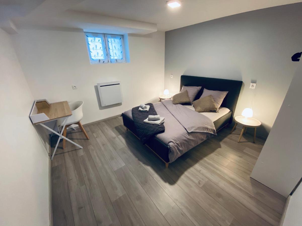 Toul Appartement Entier Avec Parking Prive Au Calme Cosy A Etage Avec Balcon Екстер'єр фото