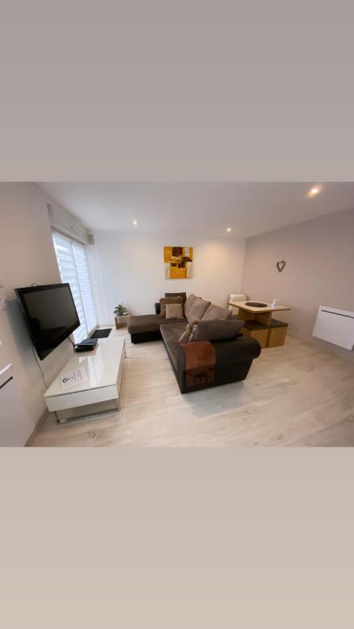 Toul Appartement Entier Avec Parking Prive Au Calme Cosy A Etage Avec Balcon Екстер'єр фото