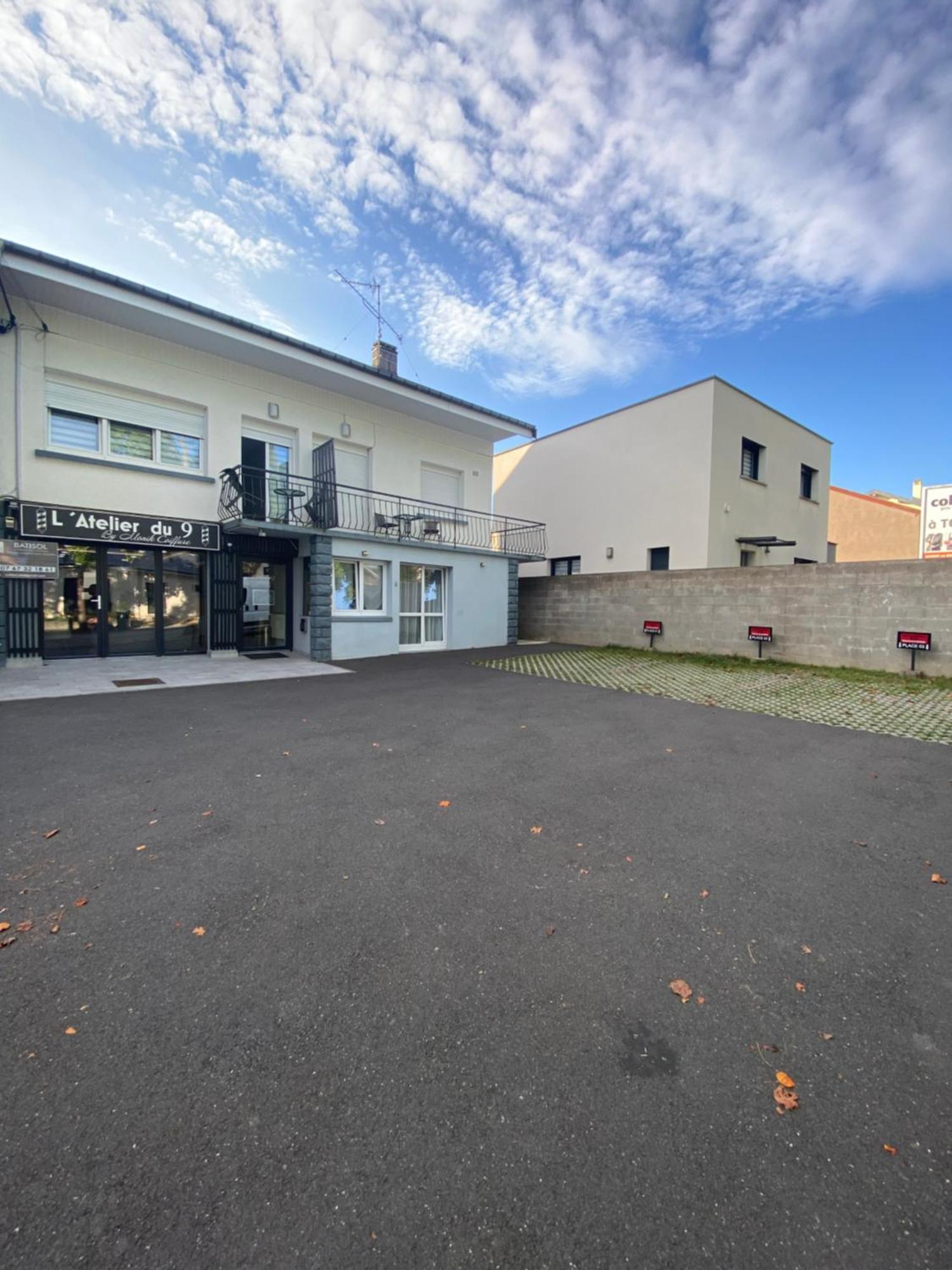 Toul Appartement Entier Avec Parking Prive Au Calme Cosy A Etage Avec Balcon Екстер'єр фото